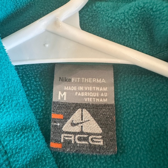 Nike Women's Vibrant Teal Ski Jacket - Picture 2 of 5